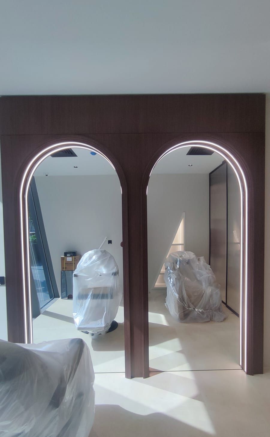 Salon & Clinic Fit-out — photo 5 of 8